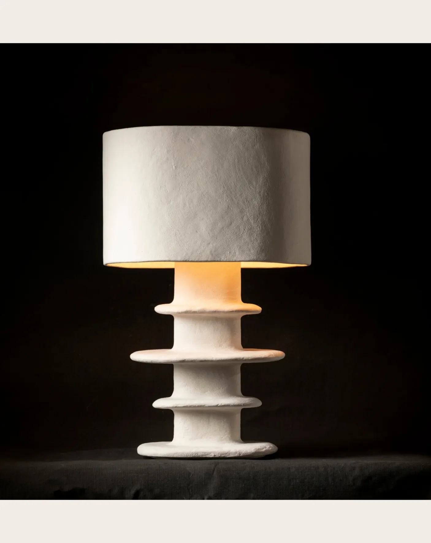 Lampe à poser en papier mâché Earth, Marie Michielssen - Image 6
